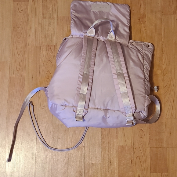 Blogilates Pink Backpack - Picture 2 of 3